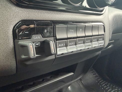 New 2026 RAM 3500 Tradesman AWD/4WD image 39