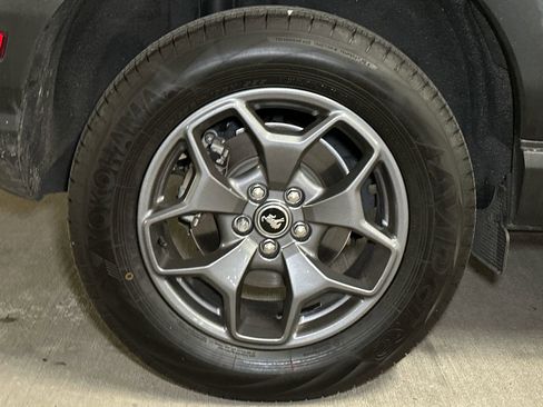 Used 2023 Ford Bronco Sport Badlands image 6