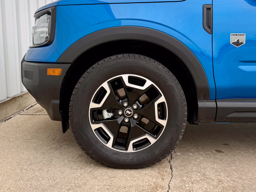 Used 2025 Ford Bronco Sport Big Bend w/ Convenience Package AWD/4WD image 39