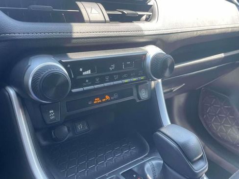 Certified 2024 Toyota RAV4 LE AWD/4WD image 31