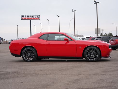 Used 2021 Dodge Challenger R/T Scat Pack image 2