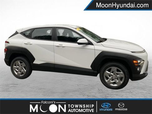 Used 2024 Hyundai Kona SE AWD/4WD image 1