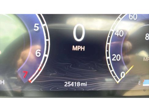 Used 2024 Jeep Grand Cherokee Limited w/ Luxury Tech Group II AWD/4WD image 16