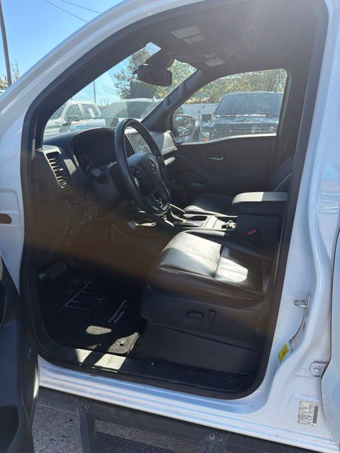 Used 2022 Nissan Frontier PRO-4X w/ Pro-4X Premium Package AWD/4WD image 6