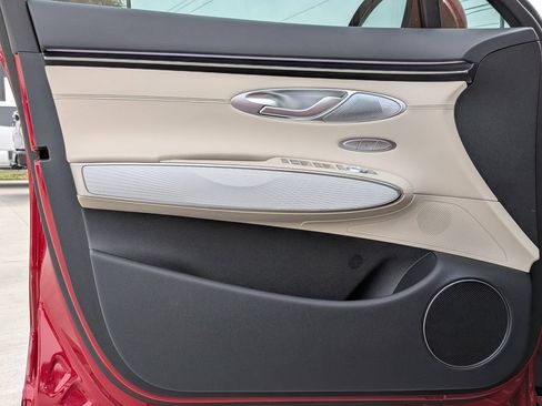 New 2026 Genesis GV70 2.5T Advanced AWD/4WD image 10