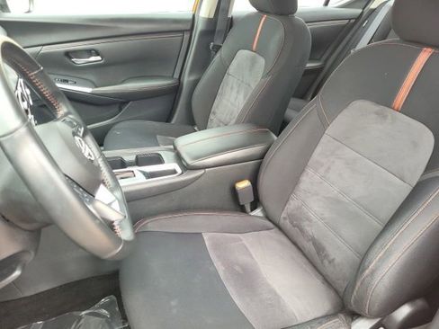 Used 2024 Nissan Sentra SR FWD image 21
