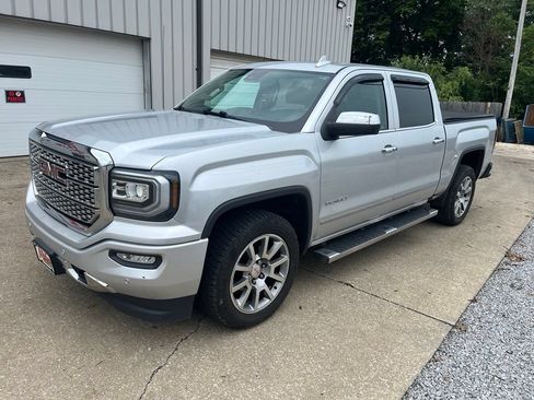 Used 2017 GMC Sierra 1500 Denali AWD/4WD image 1