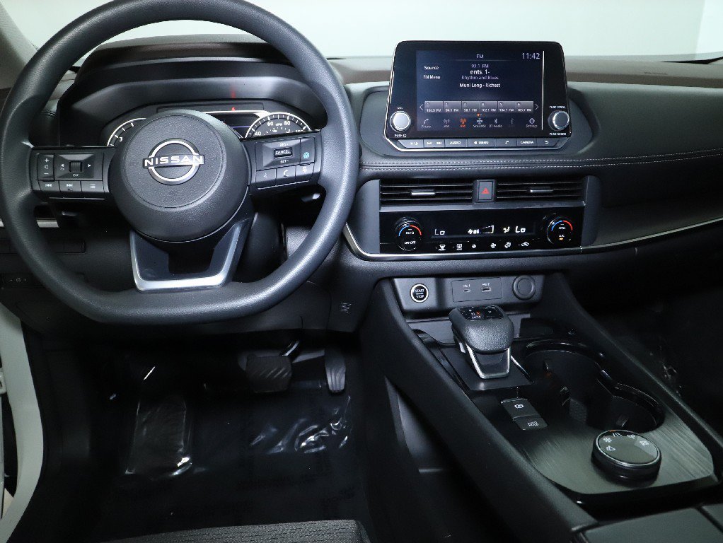 Certified 2023 Nissan Rogue SV AWD/4WD image 28