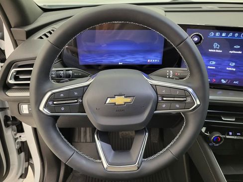 New 2026 Chevrolet Traverse LT w/ Driver Confidence Package image 4