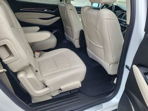 Used 2023 Buick Enclave Avenir w/ Trailering Package, 5000 lbs. FWD image 13