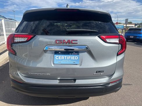 Certified 2024 GMC Terrain SLE image 5