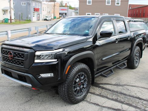 Certified 2024 Nissan Frontier PRO-4X w/ Pro Premium Package AWD/4WD image 1