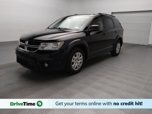 Used 2019 Dodge Journey SE image 1