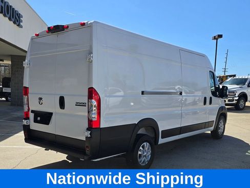 Used 2025 RAM ProMaster 3500 w/ Quick Order Package 22G SLT FWD image 4