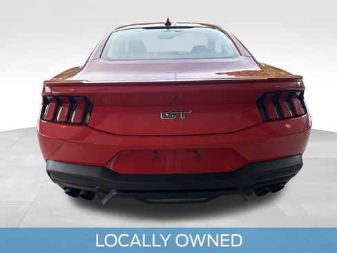 Used 2025 Ford Mustang GT RWD image 6