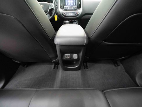 Used 2021 Chevrolet Colorado ZR2 w/ ZR2 Dusk Special Edition AWD/4WD image 22