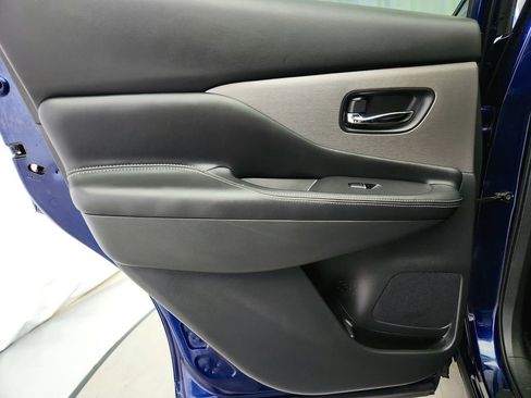 Used 2020 Nissan Murano SL image 23