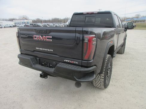 New 2026 GMC Sierra 2500 AT4X image 5