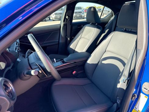 Used 2025 Lexus IS 350 F Sport image 13