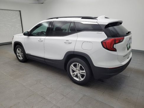 Used 2018 GMC Terrain SLE w/ Driver Convenience Package image 3