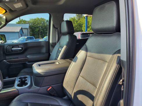 Used 2021 GMC Sierra 1500 SLT w/ SLT Premium Package AWD/4WD image 9