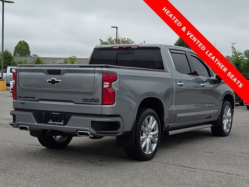 Used 2024 Chevrolet Silverado 1500 High Country w/ High Country Premium Package AWD/4WD image 5