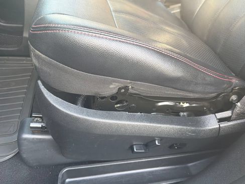 Used 2019 Dodge Grand Caravan GT FWD image 12
