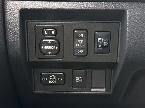 Used 2021 Toyota Tundra SR5 w/ SX Package RWD image 20