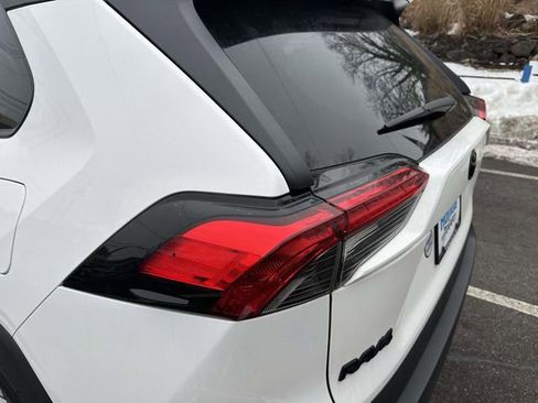 Used 2024 Toyota RAV4 XLE image 9