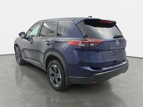 Certified 2025 Nissan Rogue SV image 7