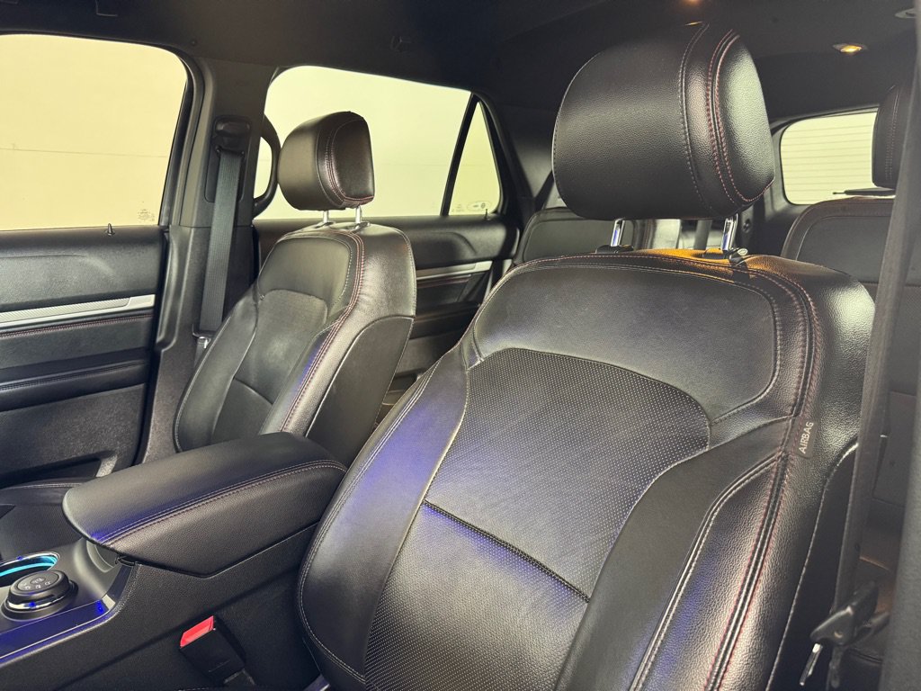 Used 2016 Ford Explorer Sport AWD/4WD image 13