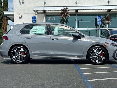 New 2026 Volkswagen GTI SE FWD image 4