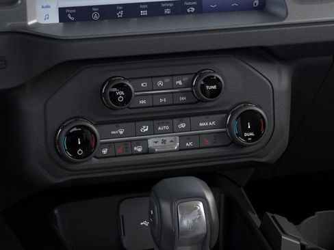 New 2026 Ford Bronco Badlands image 16