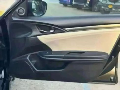 Used 2017 Honda Civic EX-L image 29
