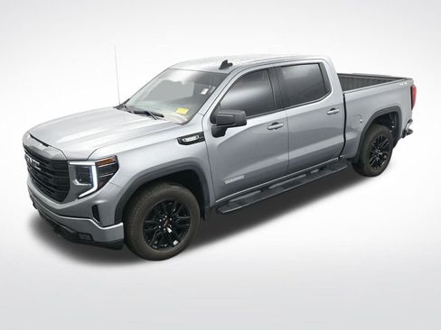 Used 2023 GMC Sierra 1500 Elevation w/ LPO, Elevation Black Package image 19