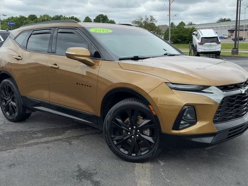 Used 2019 Chevrolet Blazer RS w/ Sun and Wheels Package FWD image 9