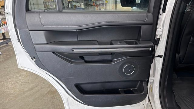 Used 2021 Ford Expedition XLT AWD/4WD image 21