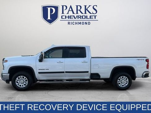 Certified 2024 Chevrolet Silverado 2500 LTZ w/ LTZ Convenience Package AWD/4WD image 4