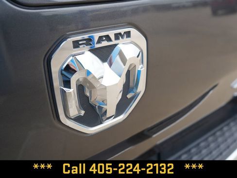 Used 2024 RAM 1500 Laramie AWD/4WD image 5
