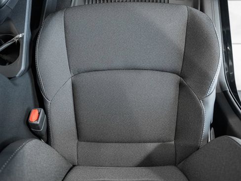 New 2026 Toyota C-HR AWD/4WD image 31