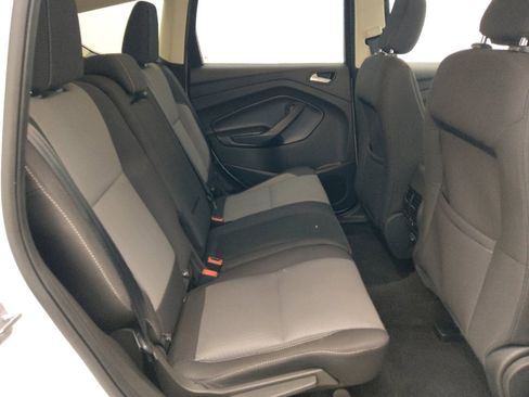 Used 2019 Ford Escape SE FWD image 19