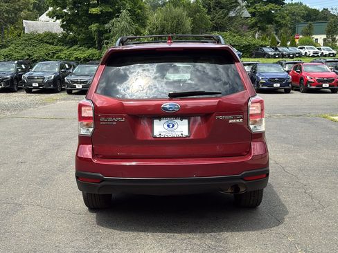 Used 2017 Subaru Forester 2.5i Premium w/ All-Weather Package AWD/4WD image 6