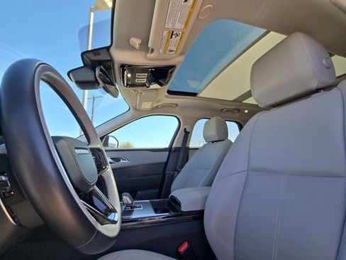 Used 2025 Land Rover Range Rover Velar Dynamic SE image 7