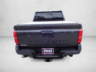 Used 2025 Toyota Tacoma SR5 video 3