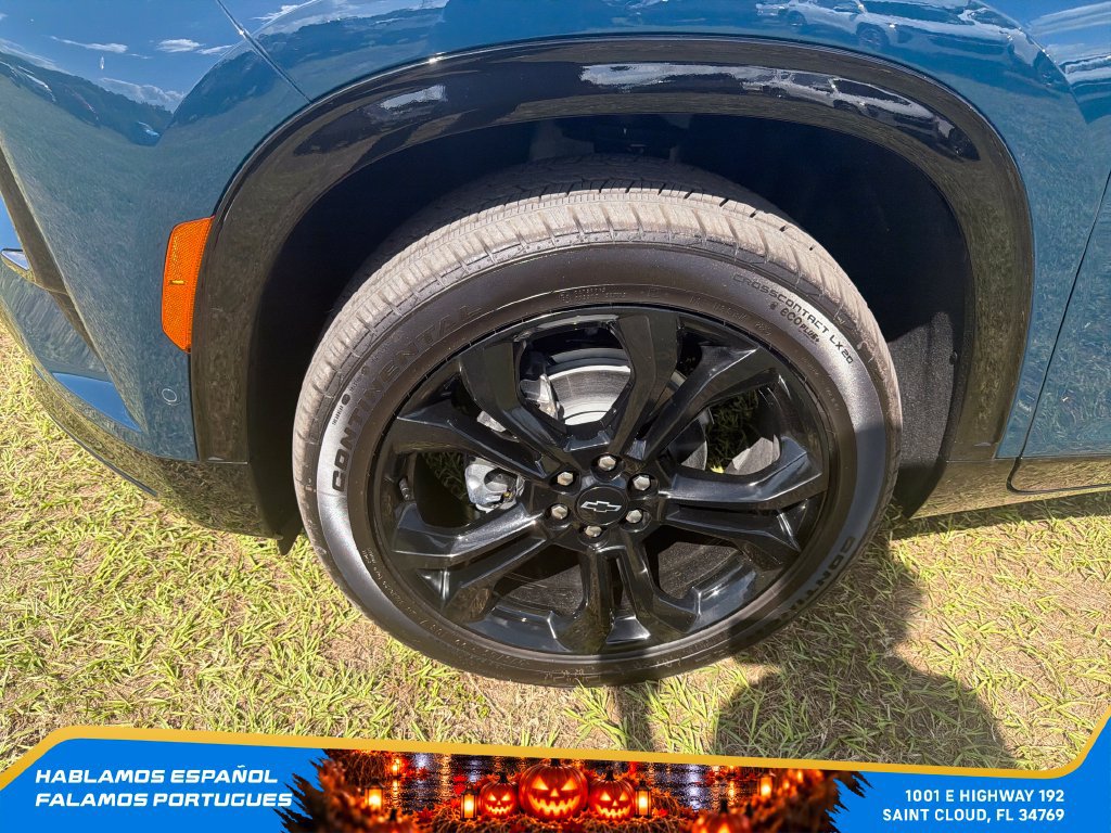 New 2027 Chevrolet Traverse RS FWD image 10