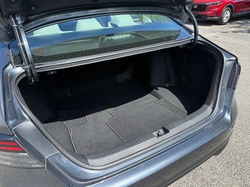 Used 2024 Honda Accord EX image 27