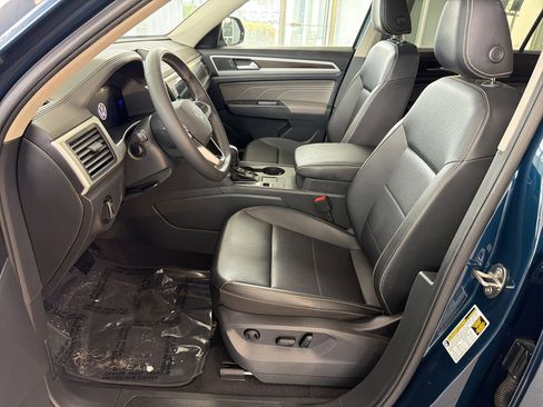 Used 2023 Volkswagen Atlas SE image 5
