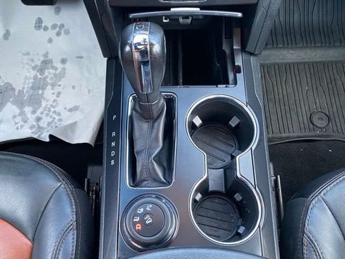 Used 2019 Ford Explorer XLT w/ Equipment Group 202A image 40