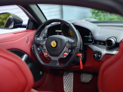 Used 2013 Ferrari F12 Berlinetta RWD image 24