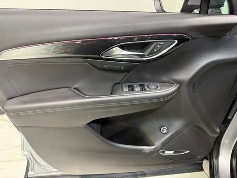 Used 2025 Buick Envision Preferred image 11